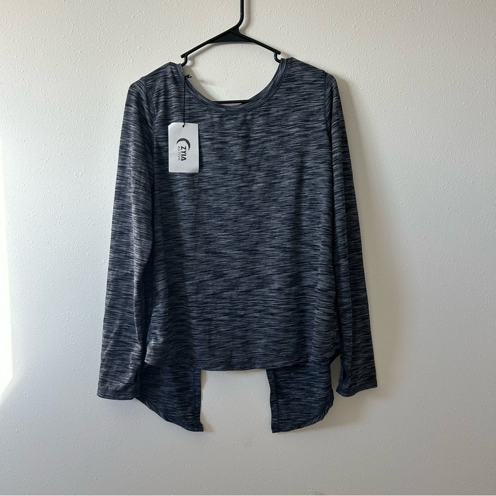 NWT Zyia long sleeve shirt